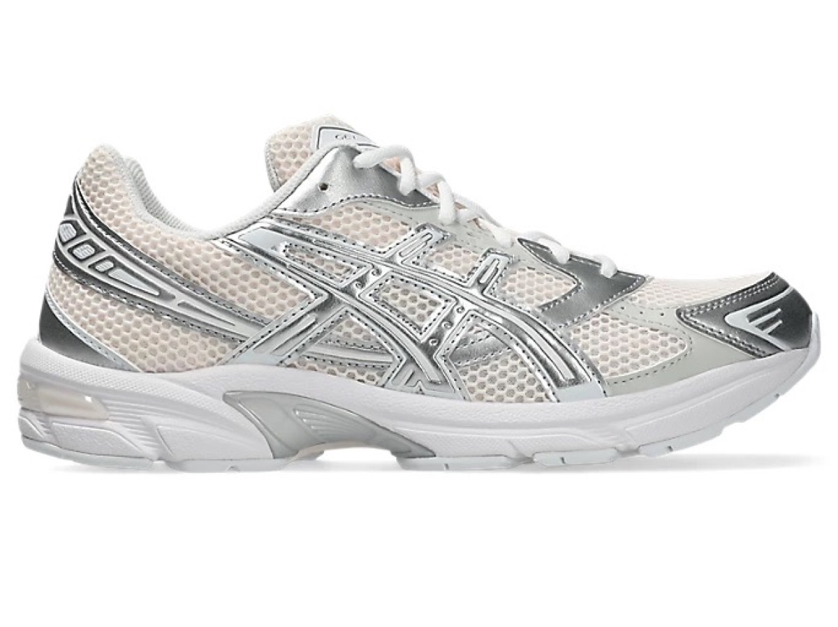 Asics GEL-1130 — Blush/Pure Silver delivered to Sanur