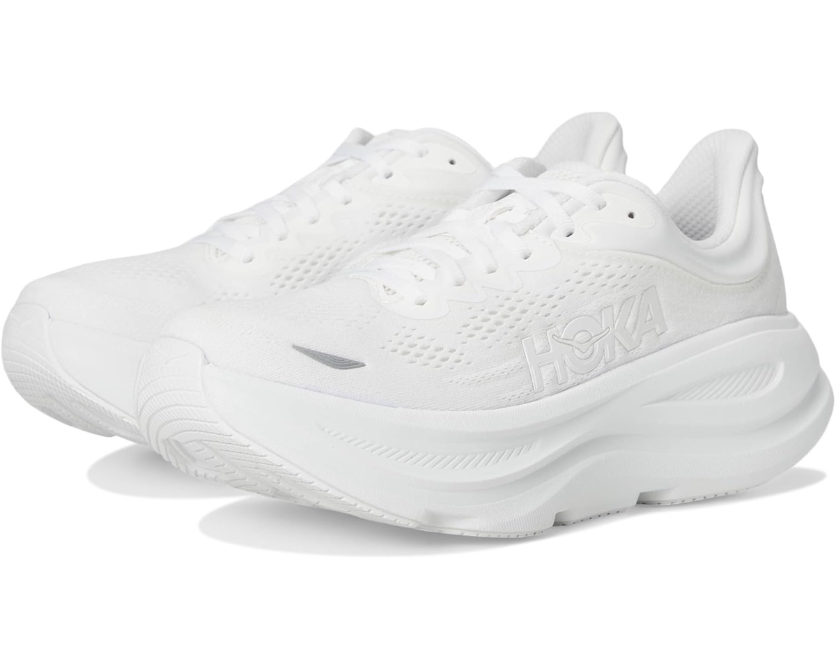 Hoka Bondi 9 — Triple White delivered to Kuta