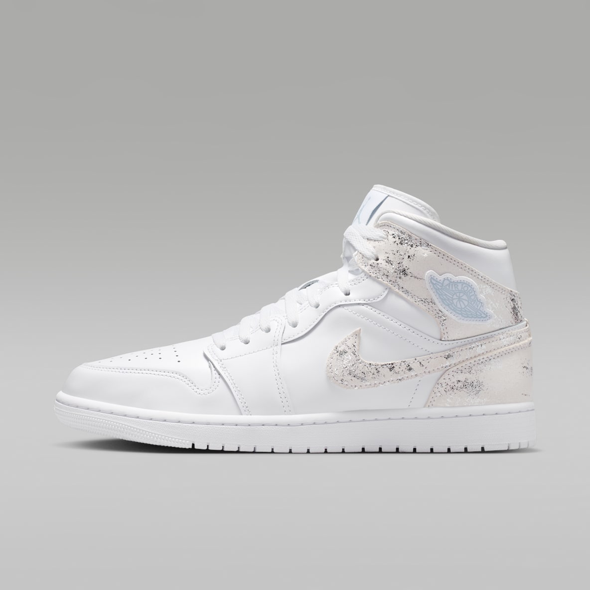 Nike Air Jordan 1 Mid SE — Premium — Nike Air Jordan 1 Leather
