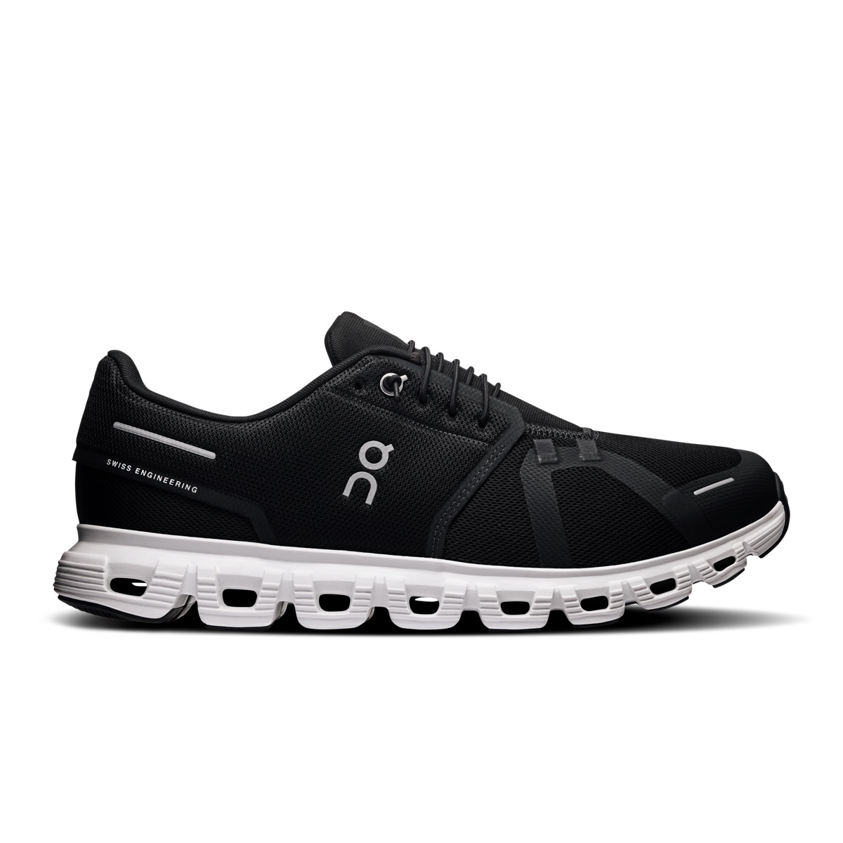 On Cloud 6 Wide — Black/White — On Cloud 6